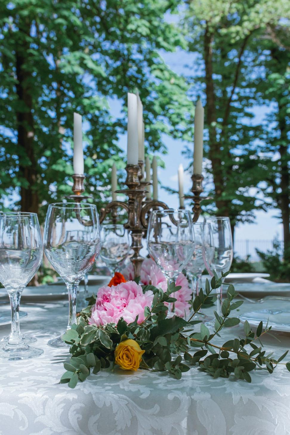 Sweetheart table design